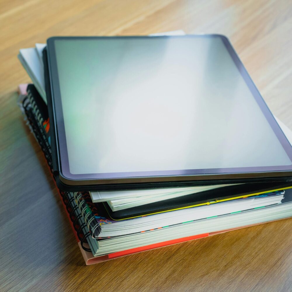 pexels-jakubzerdzicki-28182660